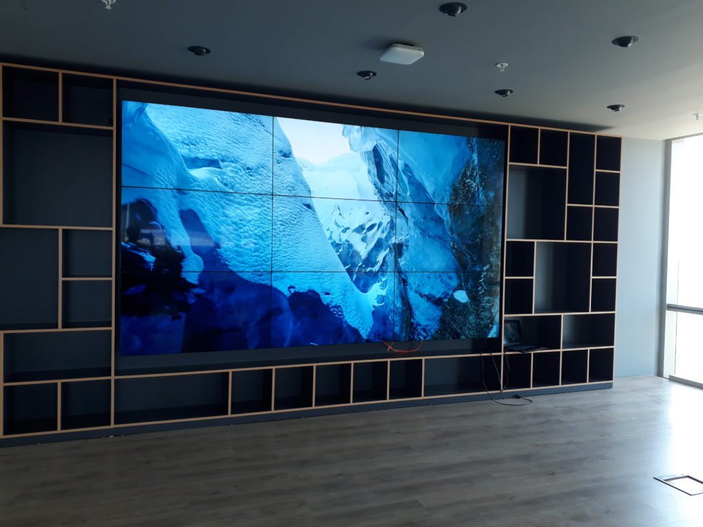 Komtaş 3x3 Video Wall Projesi